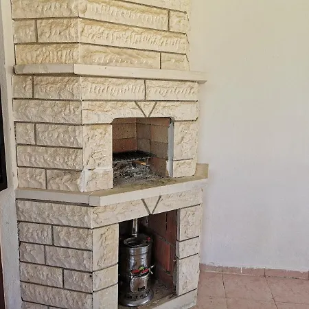 3+1 Spacious House In A Condominium With A Large Green Area Daire Datça