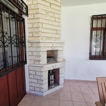 Daire 3+1 Spacious House In A Condominium With A Large Green Area *